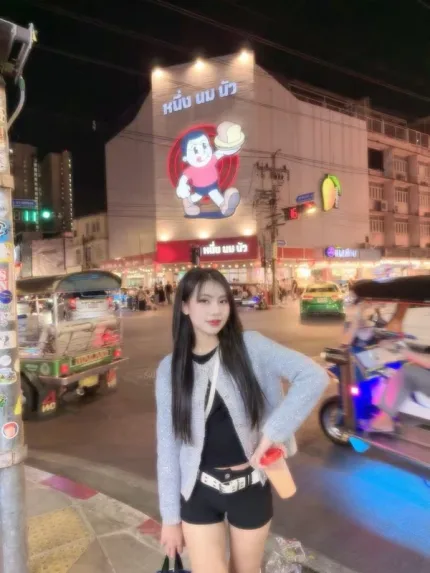 台中約砲-芮姬