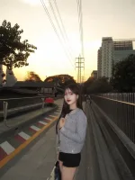 台中約砲-芮姬
