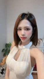 台北約砲-比心